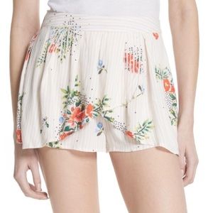 FREE PEOPLE NIGHT WATCHER SKORT 🌷
